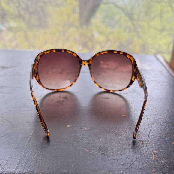 Tortoise Shell Sunglasses - Picture 2 of 2